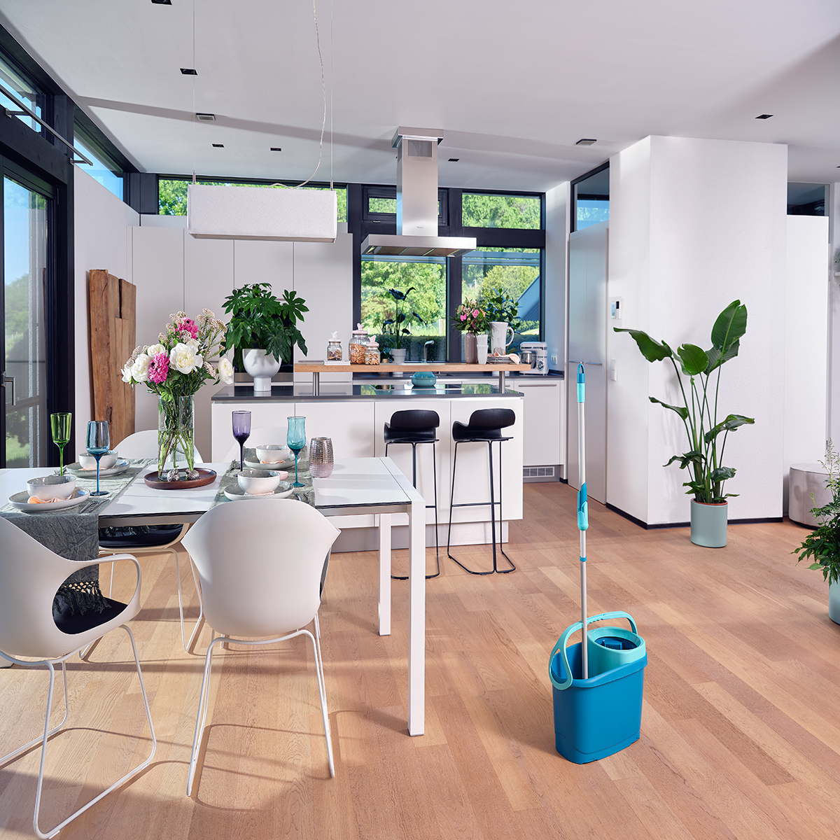 Комплект для влажной уборки Leifheit Clean Twist M Ergo швабра и ведро фото 2