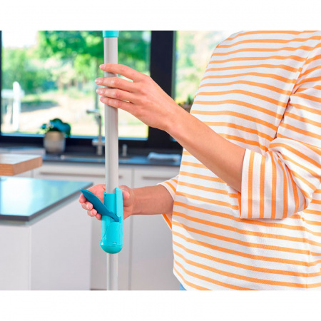 Комплект для влажной уборки Leifheit Clean Twist M Ergo швабра и ведро на колесиках фото 3